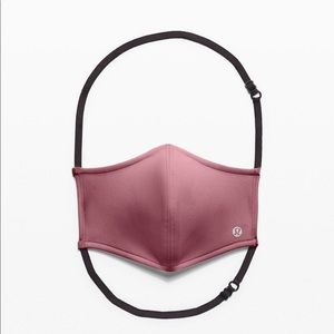 NEW Lululemon Face Mask Plumful